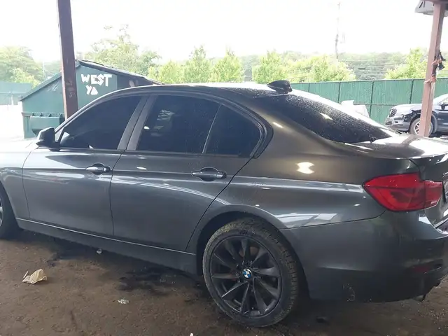 Запаска R18 BMW F30, Душанбе