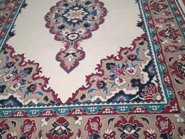 Ковер, Душанбе