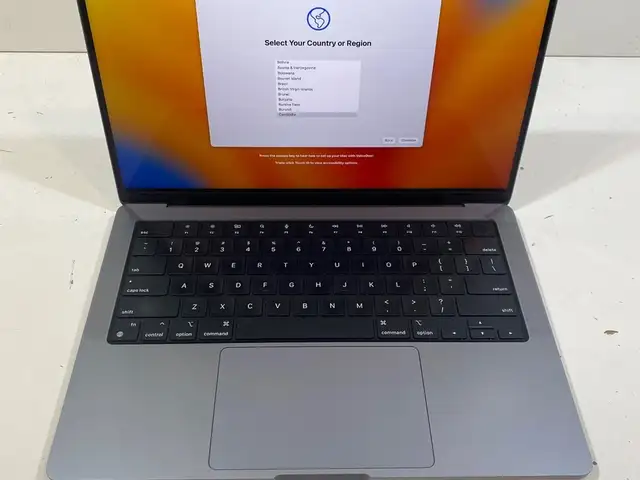 Ноутбук Macbook Pro M1 16/512, Душанбе