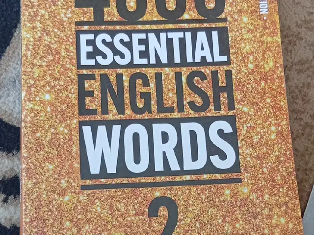 Книга 4000 Essential English words 2, Душанбе