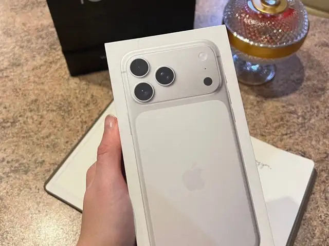 Apple iPhone 17 Pro, 256 gb, Silver, Душанбе