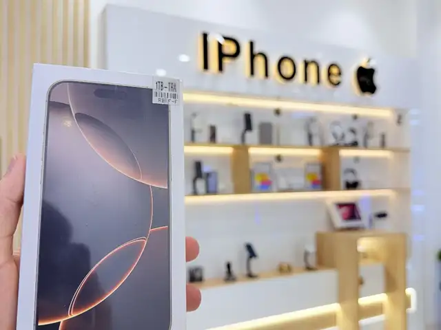 Apple iPhone 16 Pro Max, 512 gb, Desert Titanium, Душанбе