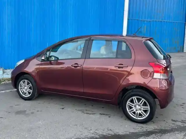 Не тонированные стекла для Toyota Vitz, Душанбе
