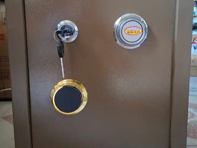 Сейф, Душанбе