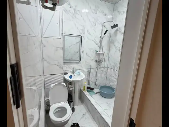 3-комн. квартира, 5 этаж, 131м², Сомони, Душанбе