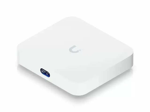 Мульти-WAN шлюз Ubiquiti Cloud Gateway Ultra, Душанбе