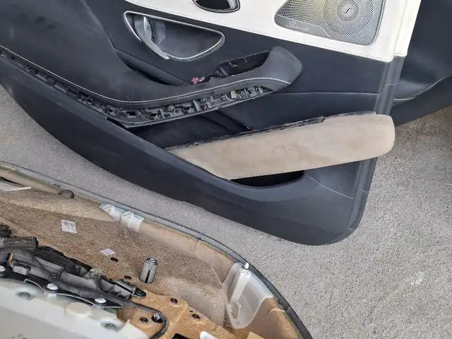Обшивка двери на Mersedes-Benz w222, Душанбе