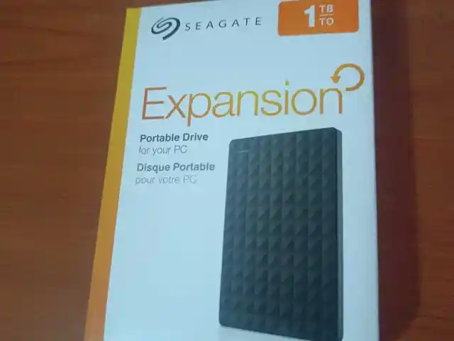 Внешний жесткий диск Seagate Expansion 1tb, Душанбе