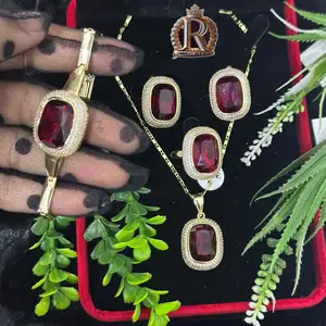 Комплект бижутерия, Хуҷанд
