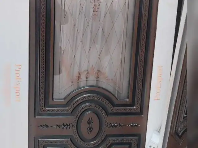 Дверь, Душанбе