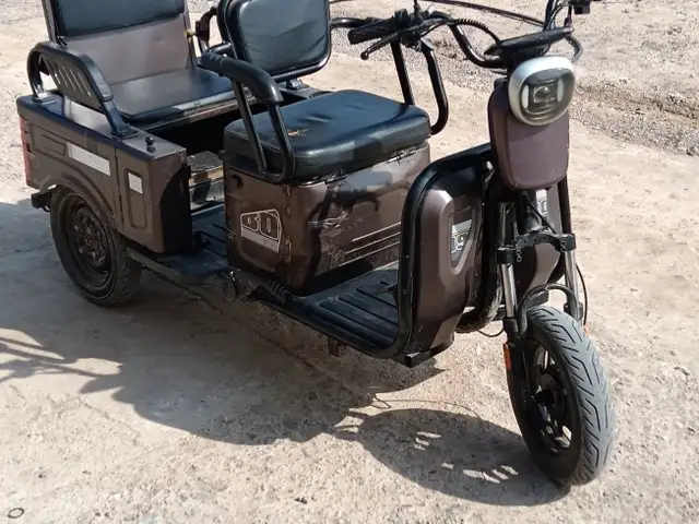 Трехколесный мопед, Ашт