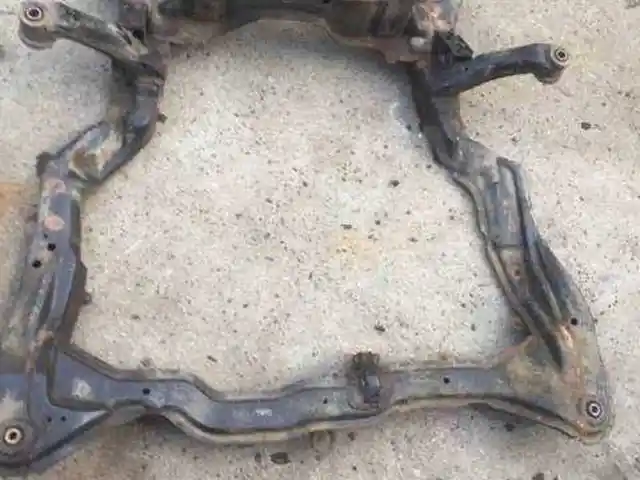 Балка передний Hyundai Sonata EF 2001-2007 ТагАЗ, Душанбе