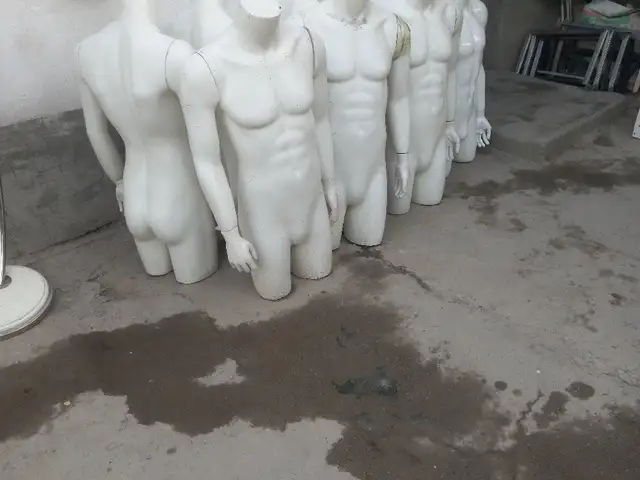 Маникен, Душанбе
