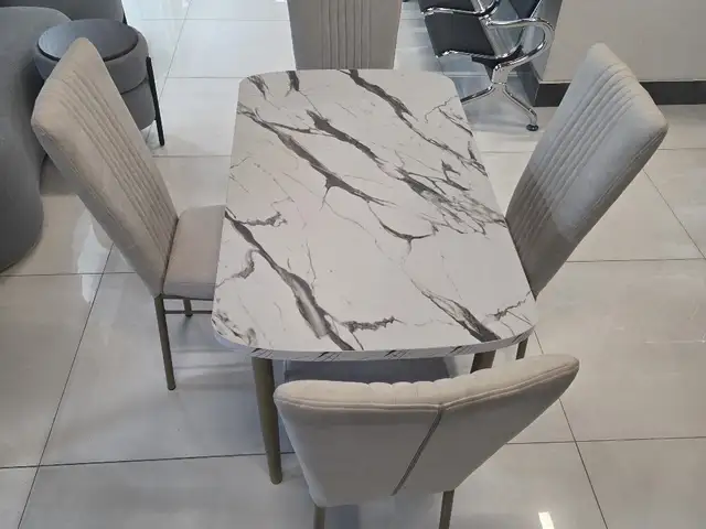 Стол и стулья, Душанбе