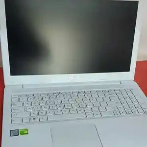 Ноутбук Asus i7/7500U 8g/256 SSD, Душанбе