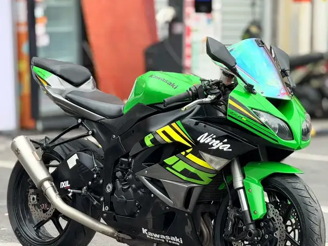 Мотоцикл Kawasaki ninja 1000, Душанбе