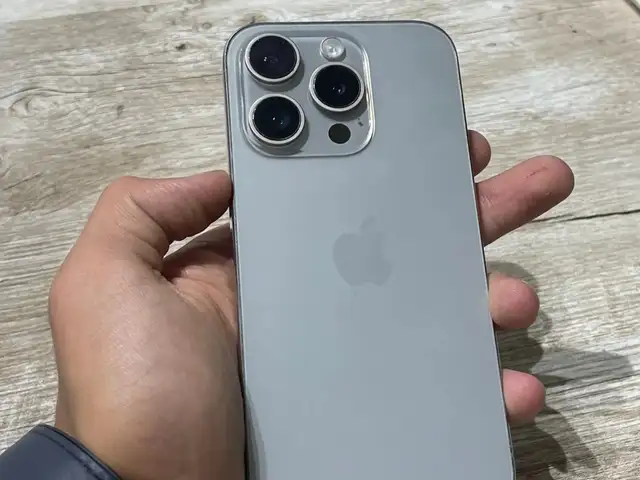 Apple iPhone 15 Pro, 128 gb, Natural Titanium, Кӯлоб