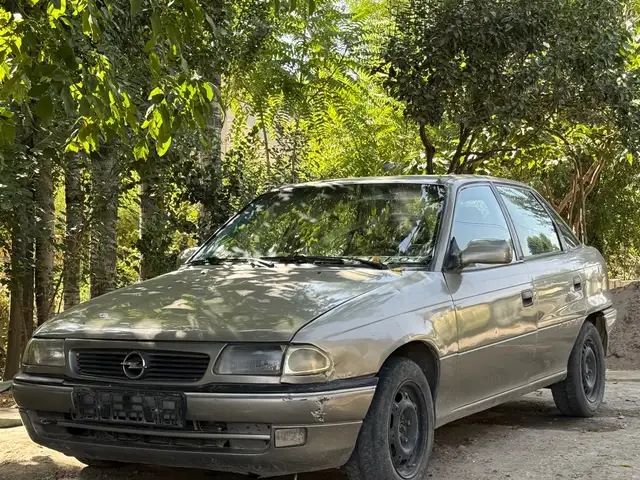 Opel Astra F