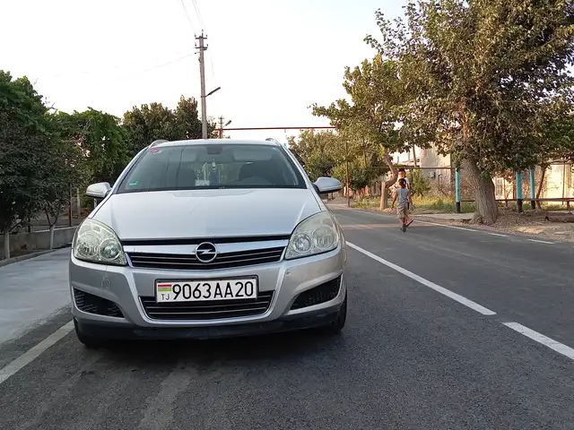 Opel Astra H