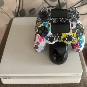 Игровая приставка Sony PlayStation 4 Slim, Конибодом