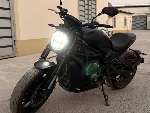 Мотоцикл Ducati dx 650, Душанбе
