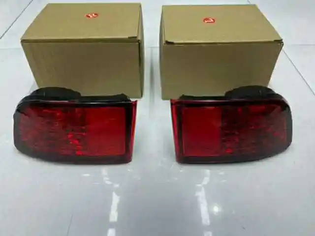 Катафот на задний бампер от Toyota Prado 1, Душанбе