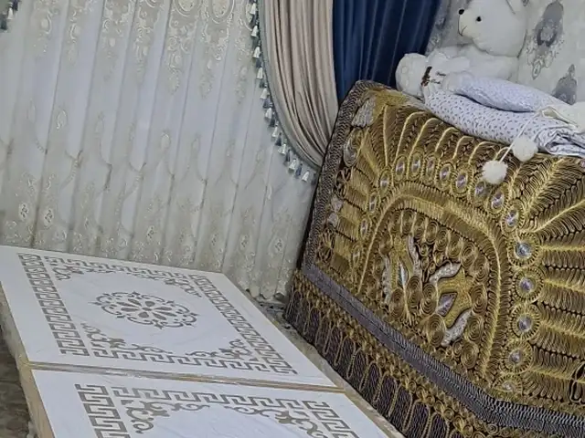Стол, Душанбе