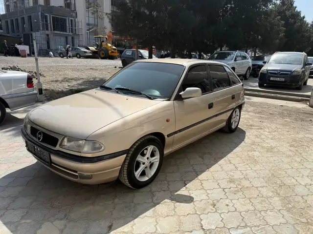 Opel Astra F