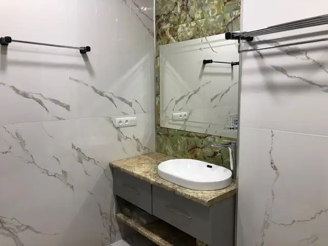 2-комн. квартира, 12 этаж, 93м², Шохмансур, Душанбе