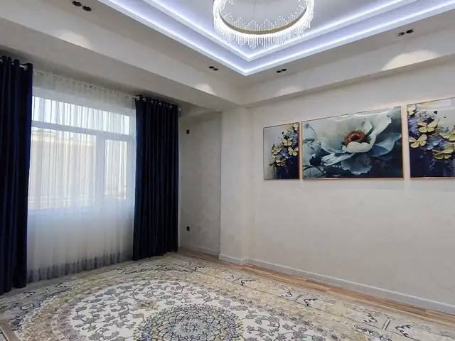 2-комн. квартира, 5 этаж, 57 м², 33 мкр дом 76, Худжанд