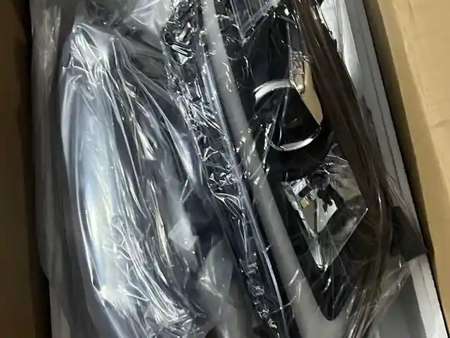 Передние фары Nike на Toyota Camry 2, Душанбе