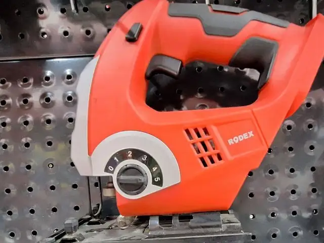 Лобзик С Лазером Rodex, Душанбе