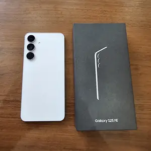 Samsung Galaxy S25Fe 256gb Carea 5G, Худжанд