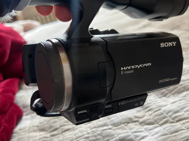 Видеокамера Sony NEX-VG30E, Душанбе