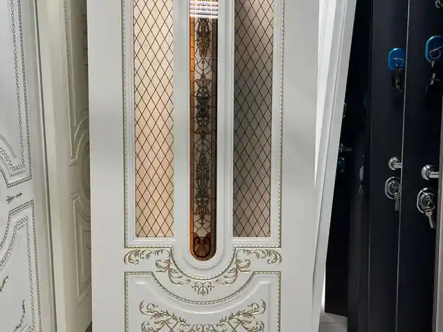 Дверь, Душанбе