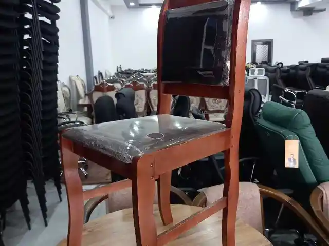Стул, Душанбе