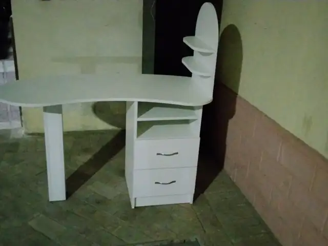 Миз барои ороиши хусн, Хуҷанд