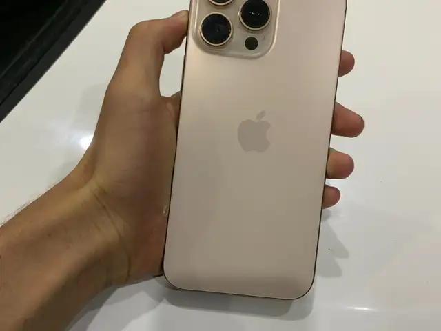 Apple iPhone 16 Pro Max, 256 gb, Desert Titanium, Худжанд