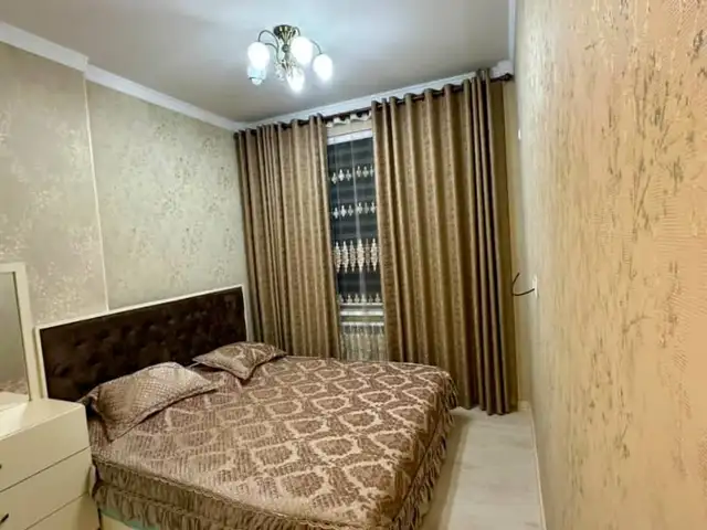 2-комн. квартира, 5 этаж, 75м², Исмоили Сомони, Душанбе