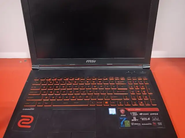 Ноутбук игравой MSI i5/7gen 16/128SSD+500g HDD GTX1050 4G, Душанбе