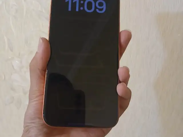 Apple iPhone 17 Pro Max, 256 gb, Cosmic Orange, Турсунзода