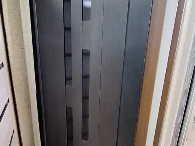 Дверь, Душанбе