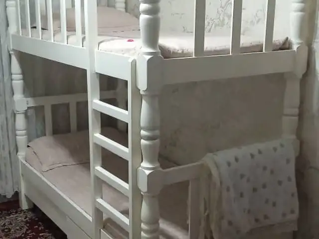Двухъярусная кровать, Душанбе