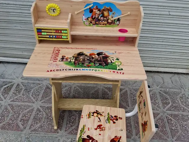 Детская парта и стул, Душанбе