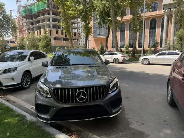 Mercedes-Benz GLA class