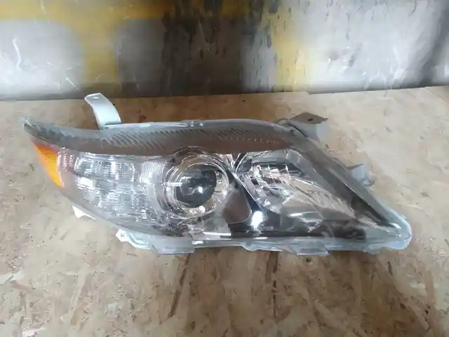 Передние фары от Toyota Camry 2 дубликат, Душанбе