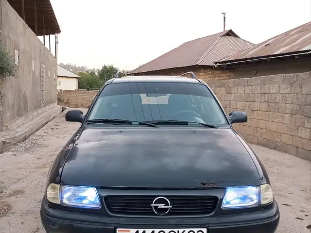 Opel Astra F
