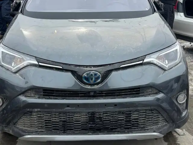Фиолетовое стекло для Toyota RAV4 2018, Душанбе