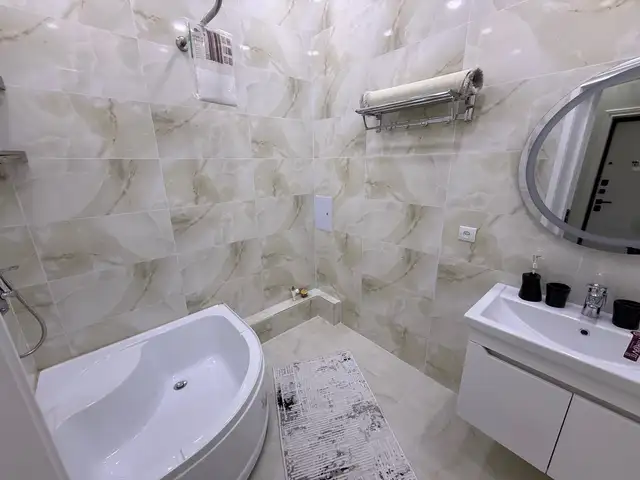 2-комн. квартира, 5 этаж, 53 м², 8 микрорайон, Хуҷанд - 9