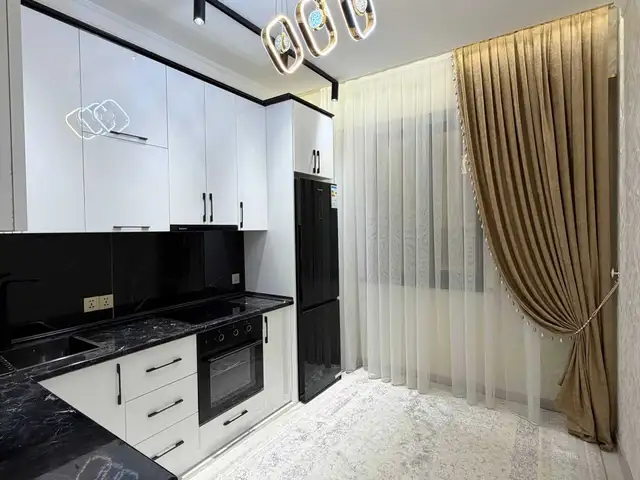 3-комн. квартира, 9 этаж, 94 м², Сомони, Душанбе